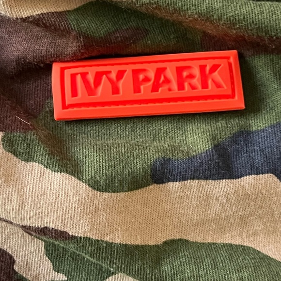 Ivy Park x Adidas Camo Crop Top - Picture 7 of 8